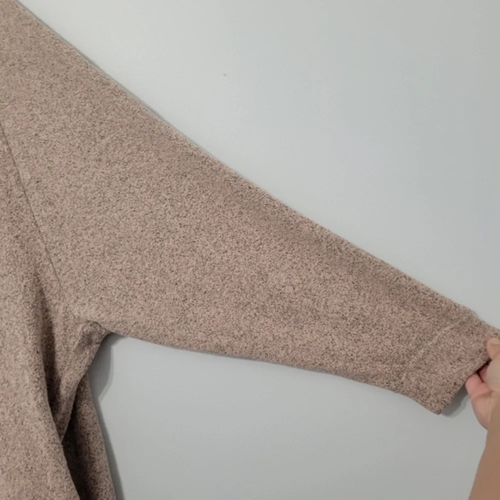 FP Beach Women's‎ Oversized Relaxed Fit Sweater Size L Cream Grey Neutral Comfy
